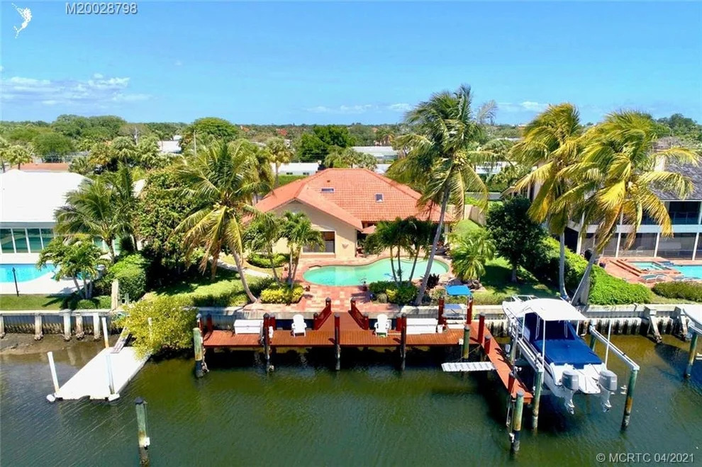 Unit for sale at 2318 Bay Village Court, West Palm Beach, FL 33410
