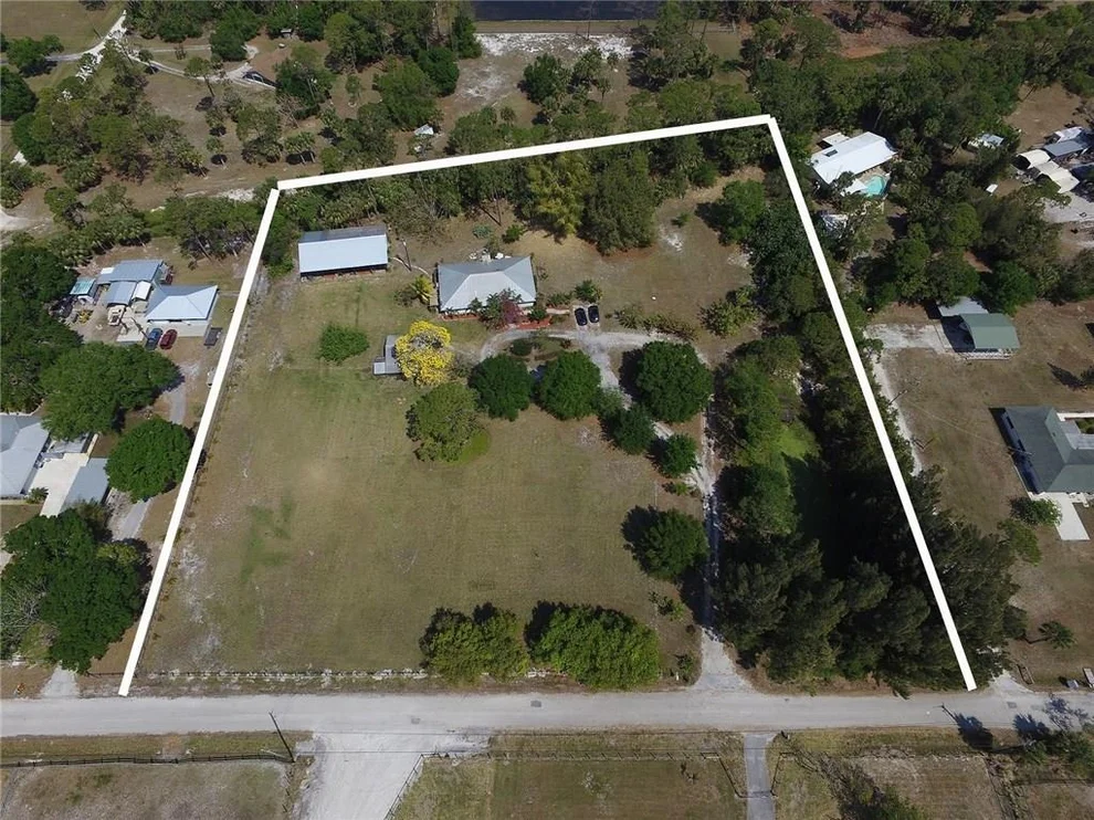 Unit for sale at 2883 SW Horseshoe Trail, Palm City, FL 34990