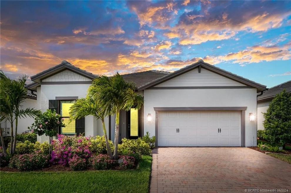 Unit for sale at 655 SE Boboli Way, Port St Lucie, FL 34984