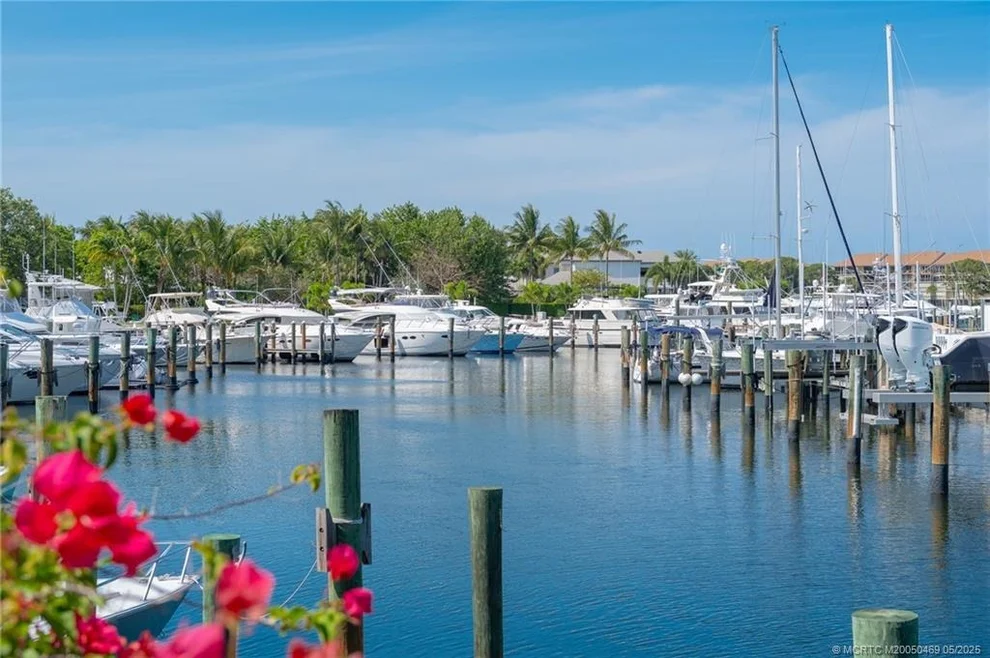 Unit for sale at 2701 Cypress Island Drive, Palm Beach Gardens, FL 33410