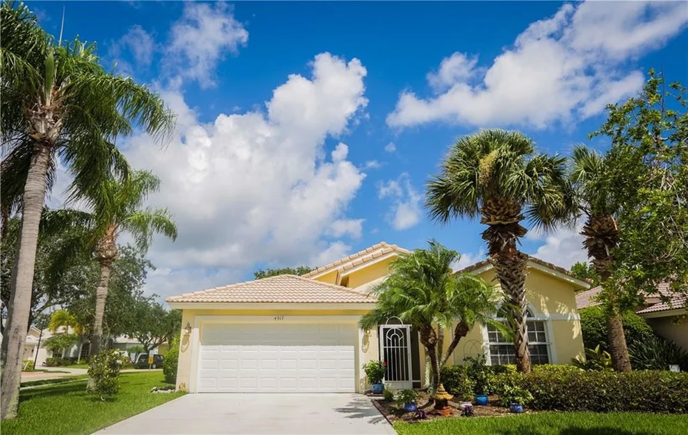 Unit for sale at 4917 SE Devenwood Way, Stuart, FL 34997