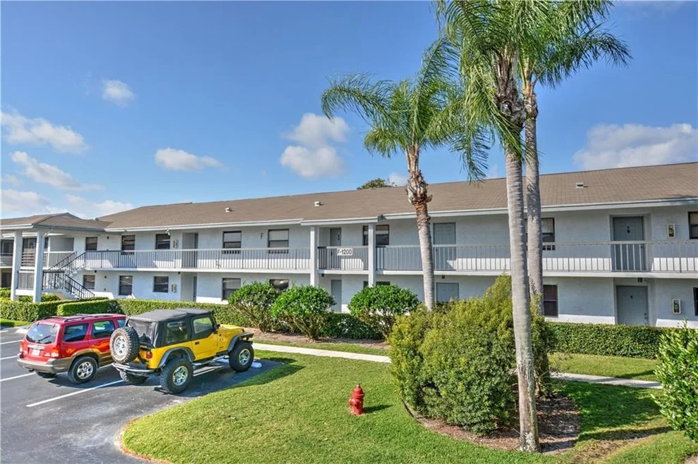 Unit for sale at 1200 SE Parkview Place, Stuart, FL 34994