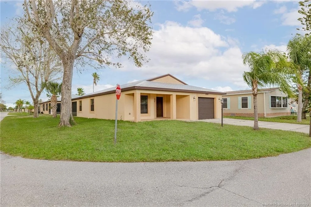 Unit for sale at 13990 Cancun Avenue, Fort Pierce, FL 34951