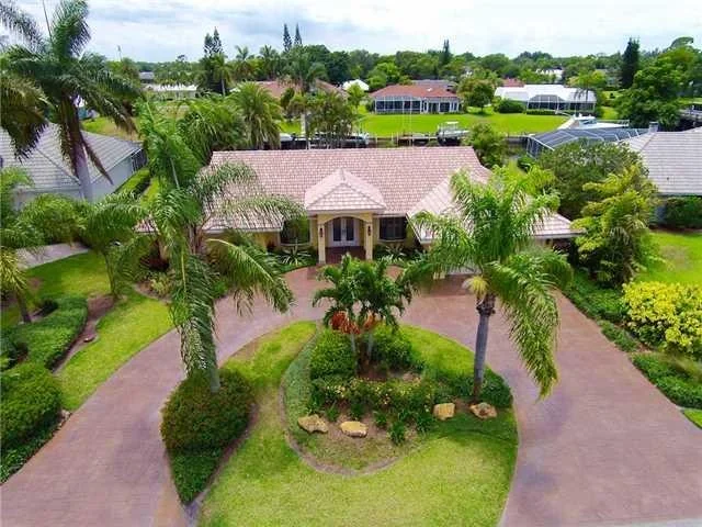 Unit for sale at 3624 SE Fairway East, Stuart, FL 34997