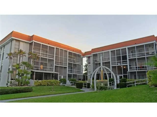Unit for sale at 630 SE Ocean Boulevard, Stuart, FL 34994