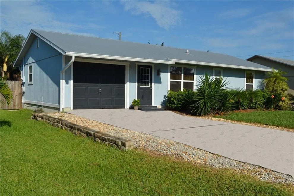 Unit for sale at 5612 SE Laguna Avenue, Stuart, FL 34997