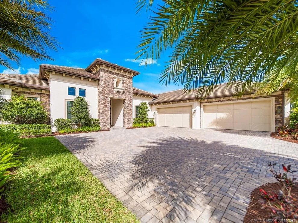 Unit for sale at 846 SW Winston Avenue, Palm City, FL 34990