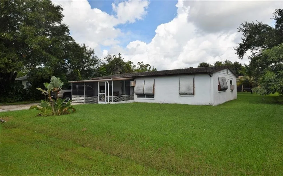 Unit for sale at 927 SW 37th Street, Palm City, FL 34990