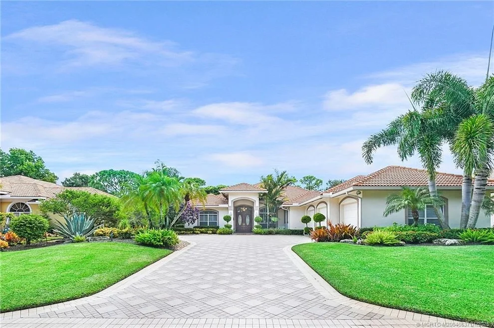 Unit for sale at 1572 SE Cypress Glen Way, Stuart, FL 34997