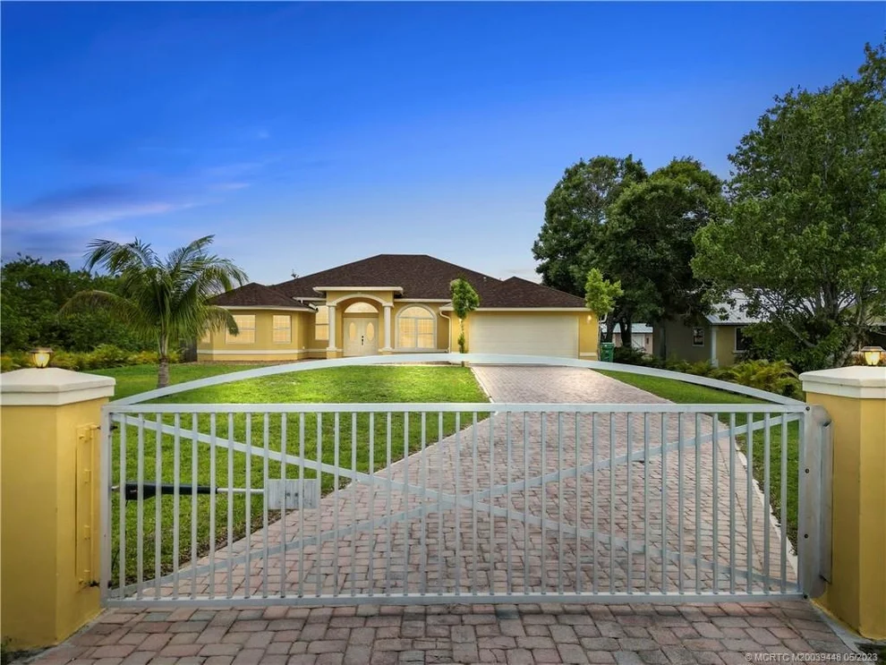Unit for sale at 9409 Orange Avenue, Fort Pierce, FL 34945