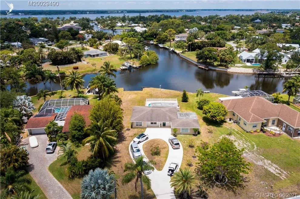 Unit for sale at 1360 NW Lakeside Trail, Stuart, FL 34994