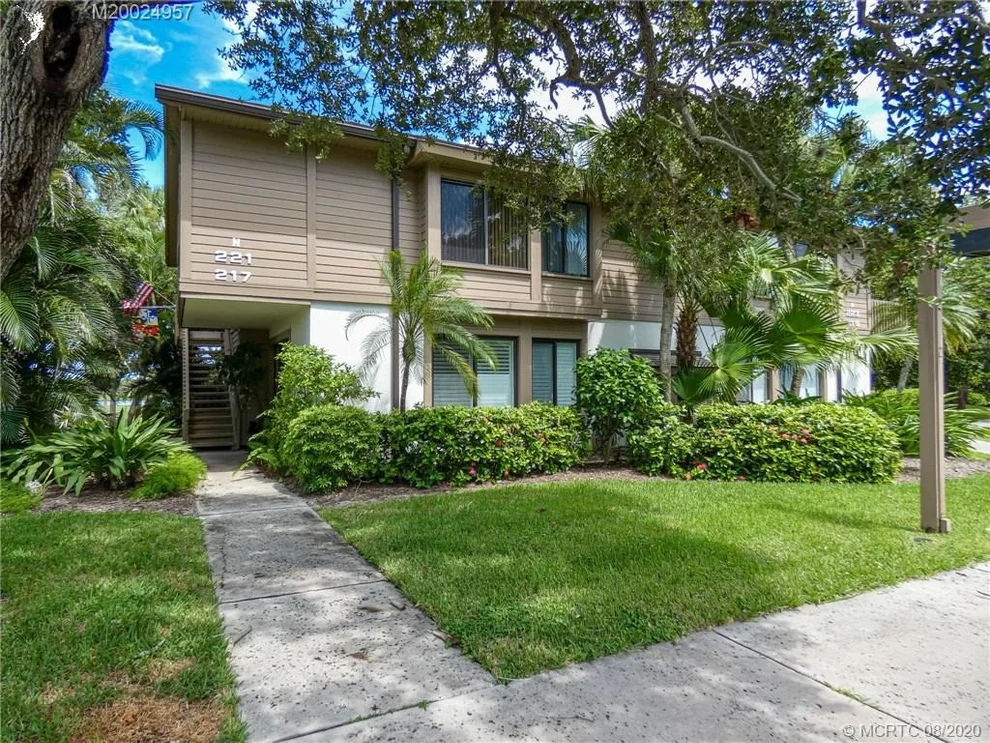 Unit for sale at 221 NE Edgewater Drive, Stuart, FL 34996