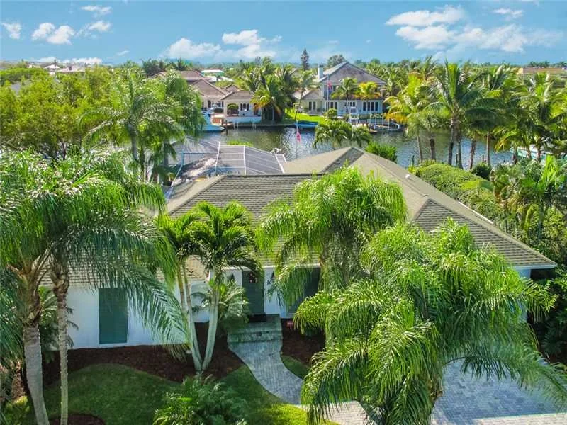 Unit for sale at 27 Starfish Drive, Vero Beach, FL 32960