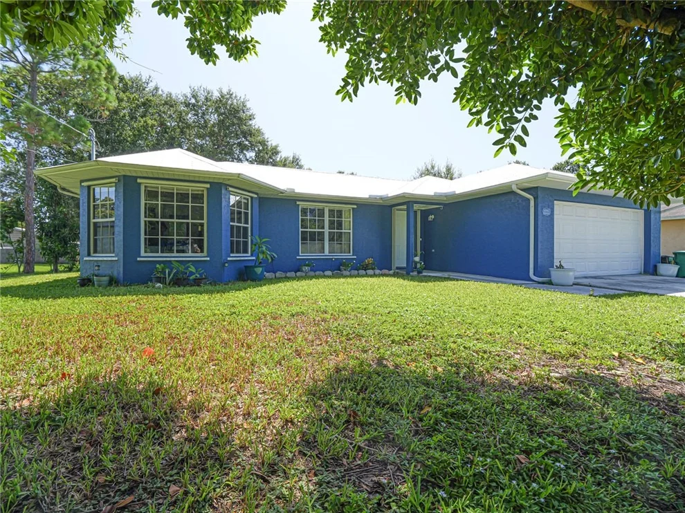 Unit for sale at 6704 Hulda Drive, Fort Pierce, FL 34951