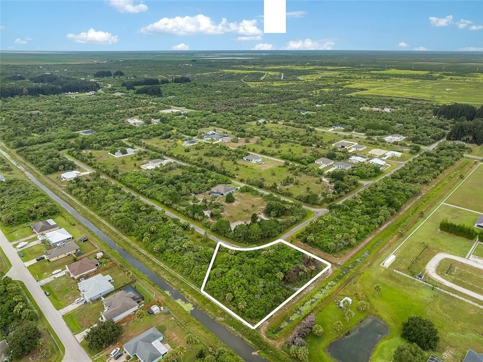 Unit for sale at 615 Wisham Street SW, Palm Bay, FL 32908