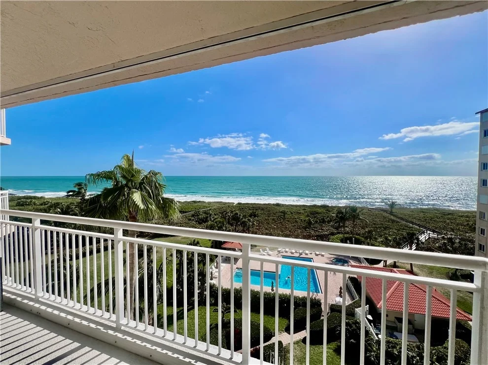Unit for sale at 3880 N A1A Highway, Hutchinson Island, FL 34949