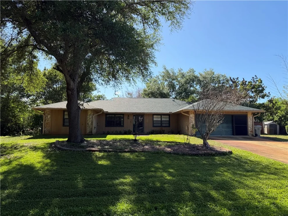 Unit for sale at 545 39th Court, Vero Beach, FL 32968