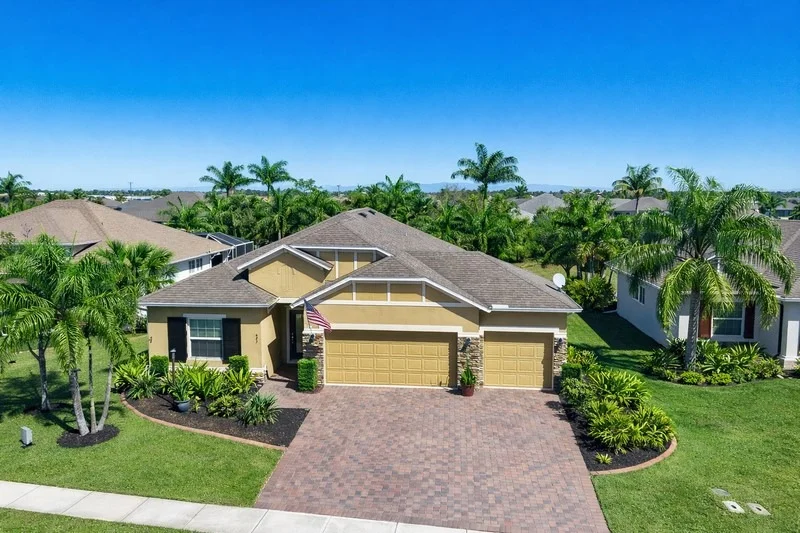 Unit for sale at 625 Gossamer Wing Way, Sebastian, FL 32958