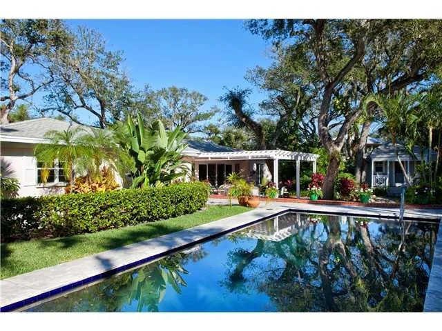 Unit for sale at 880 Painted Bunting Lane, Vero Beach, FL 32963