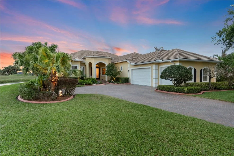 Unit for sale at 1360 S Village Square, Vero Beach, FL 32966