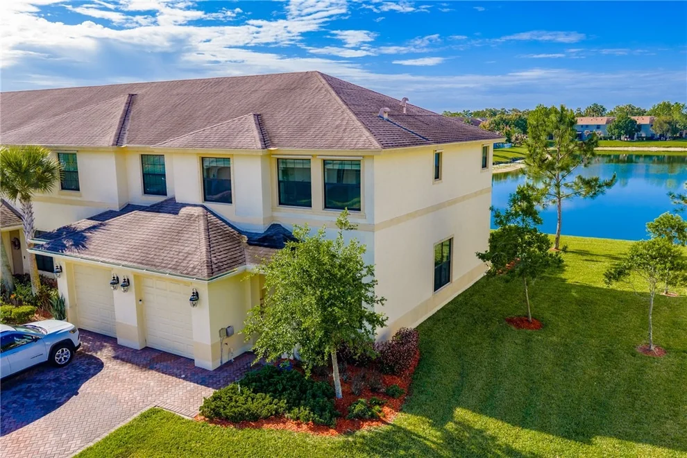 Unit for sale at 9848 E Villa Circle, Vero Beach, FL 32966