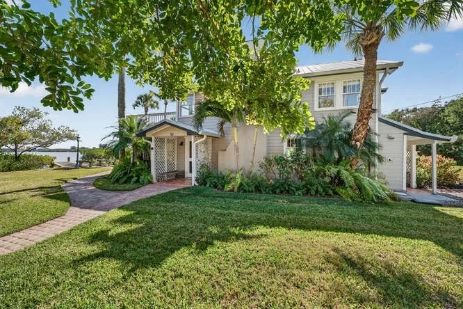 Unit for sale at 1935 Quay Dock Road, Vero Beach, FL 32967