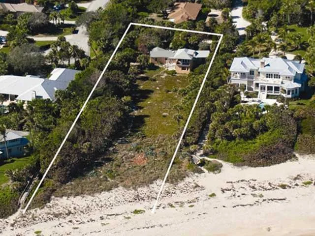 Unit for sale at 1575 Pelican Lane, Vero Beach, FL 32963