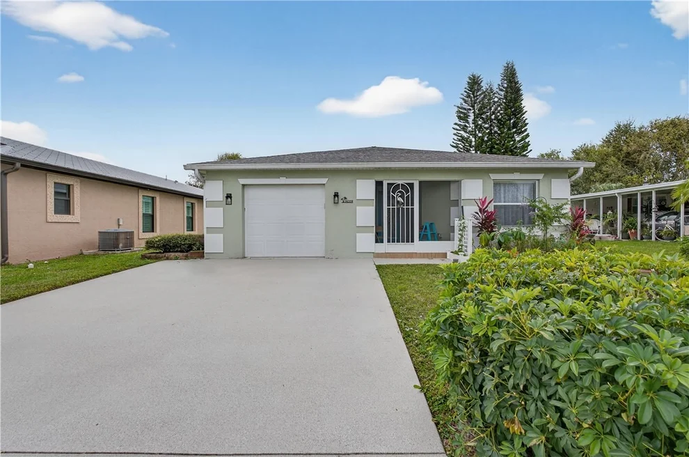 Unit for sale at 14339 Amapola Circle, Fort Pierce, FL 34951