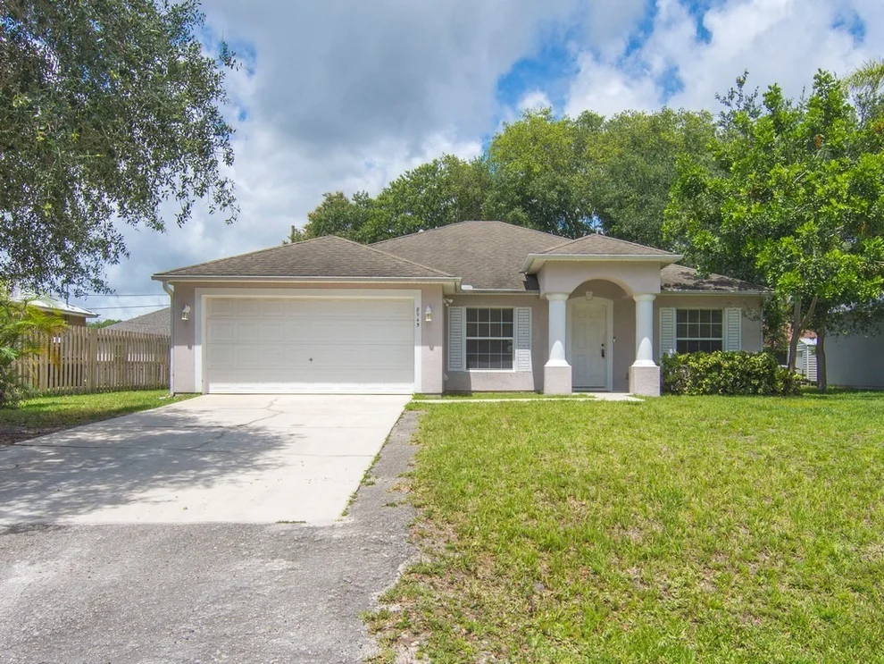 Unit for sale at 8945 103rd Avenue, Vero Beach, FL 32967