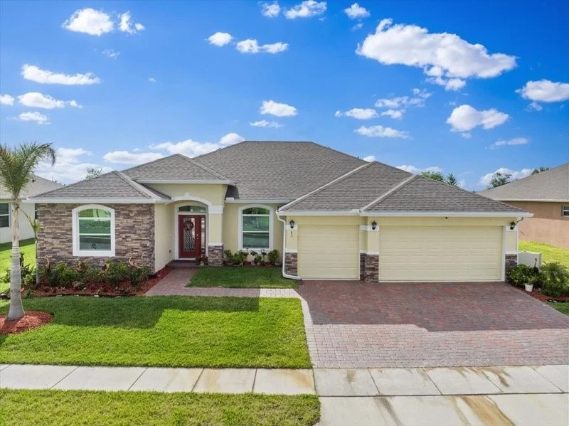 Unit for sale at 63 52nd Square, Vero Beach, FL 32968