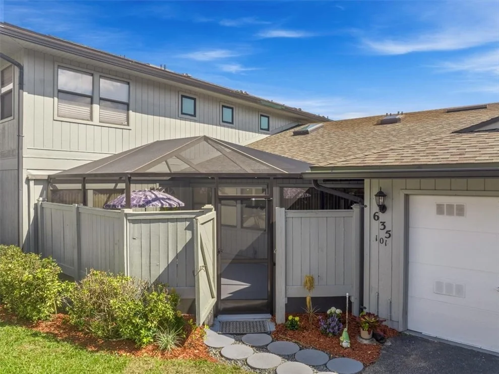 Unit for sale at 635 Centre Court SW, Vero Beach, FL 32962