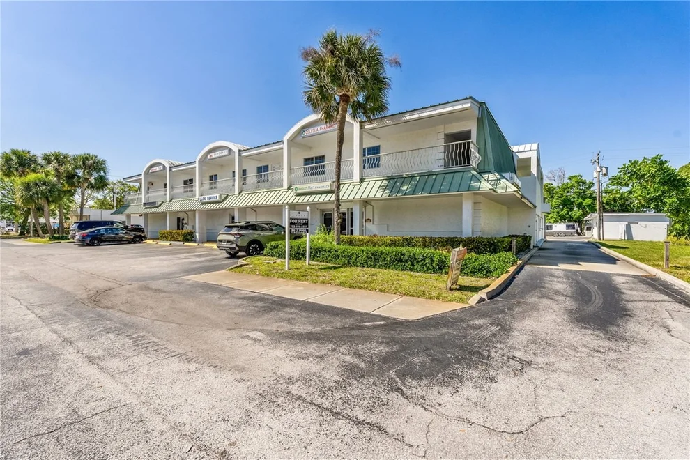 Unit for sale at 1615 14th Avenue, Vero Beach, FL 32960