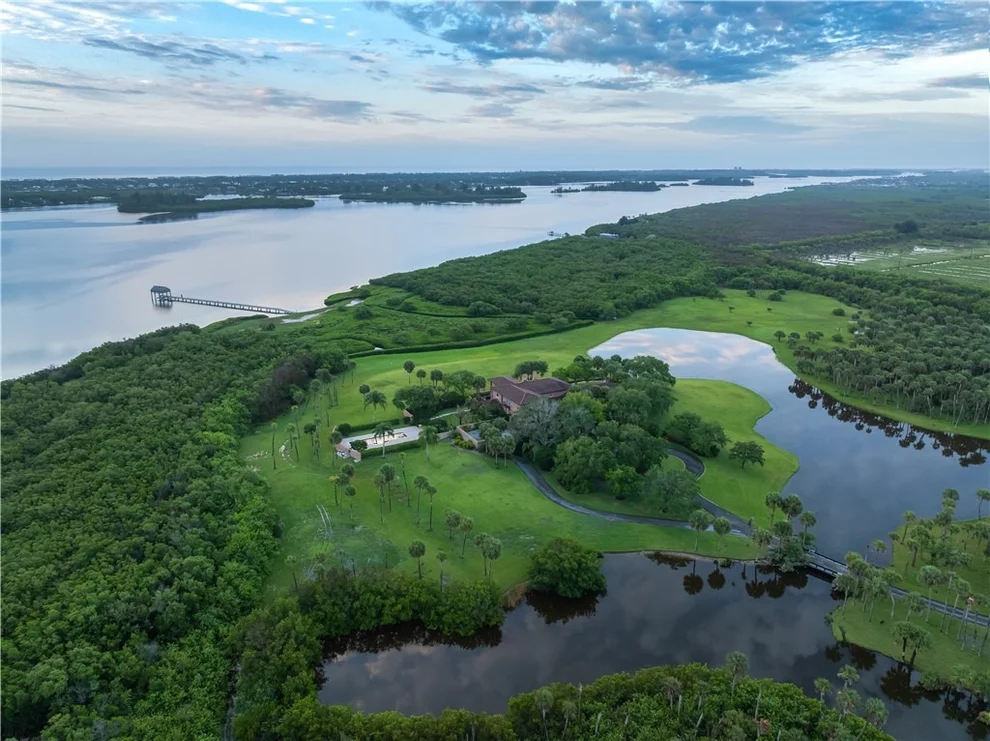 Unit for sale at 2350 Quay Dock Road, Vero Beach, FL 32967