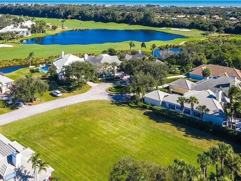 Unit for sale at 56 Caribe Way, Vero Beach, FL 32963