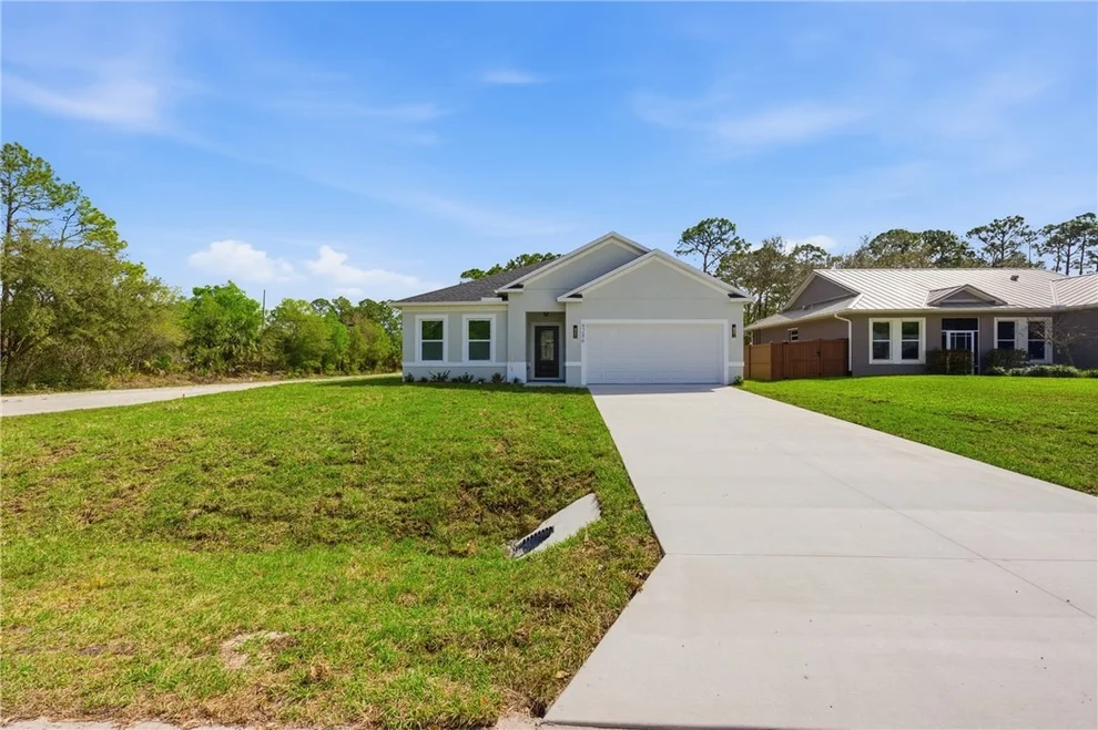 Unit for sale at 9286 107 Avenue, Vero Beach, FL 32967