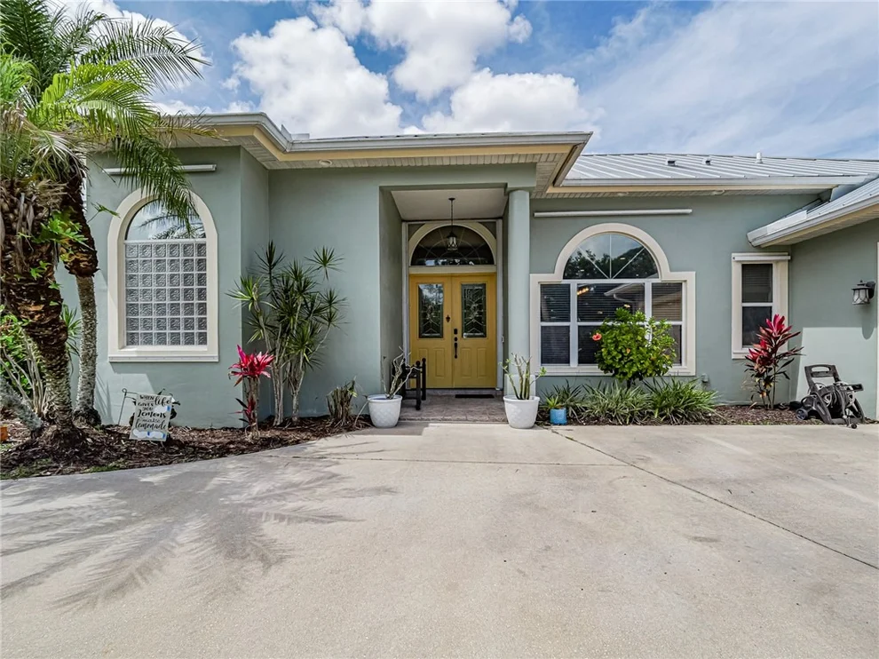 Unit for sale at 6489 53rd Circle, Vero Beach, FL 32967