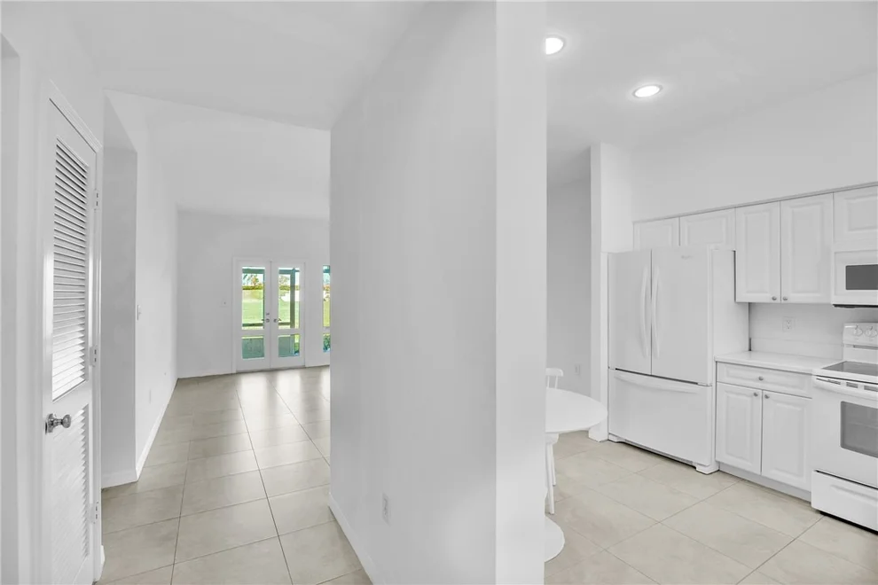Unit for sale at 5040 Harmony Circle, Vero Beach, FL 32967