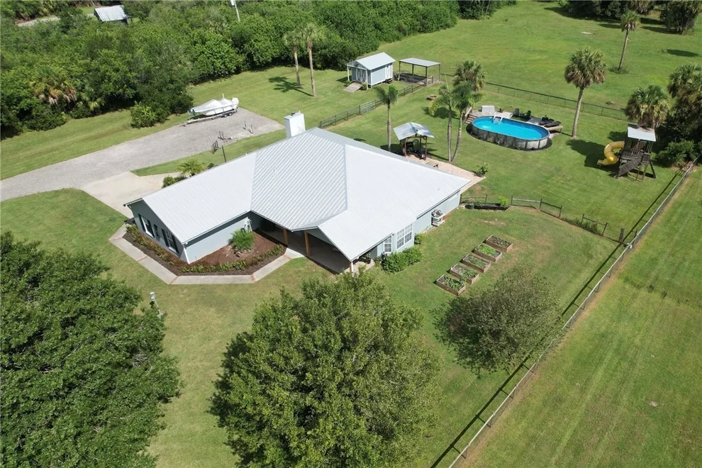 Unit for sale at 12480 89th Street, Fellsmere, FL 32948