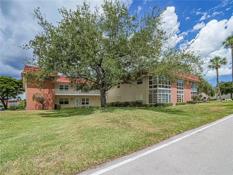Unit for sale at 85 Crooked Tree Lane, Vero Beach, FL 32962