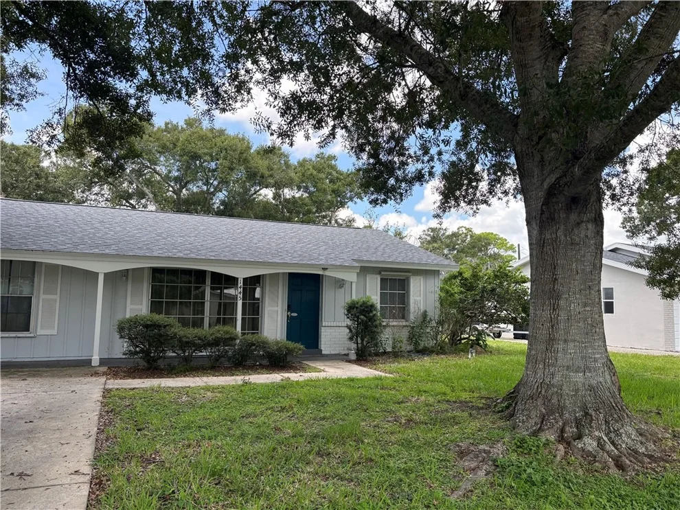 Unit for sale at 1445 29th Avenue, Vero Beach, FL 32960