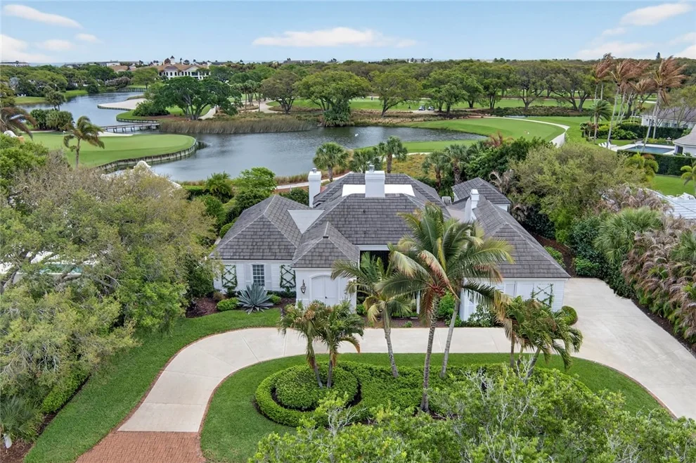 Unit for sale at 140 Island Creek Drive, Vero Beach, FL 32963