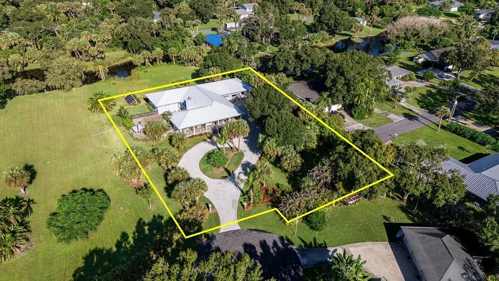 Unit for sale at 885 44th Court, Vero Beach, FL 32966