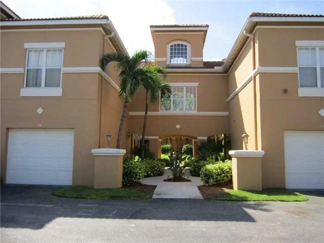 Unit for sale at 5035 Fairways Circle, Vero Beach, FL 32957