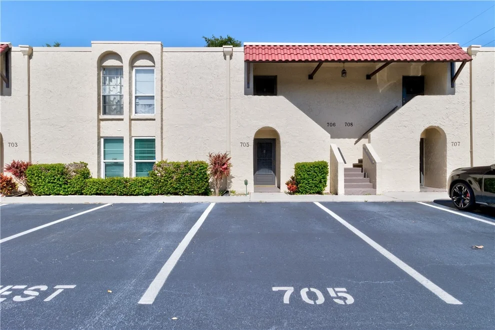 Unit for sale at 835 18th Street, Vero Beach, FL 32960