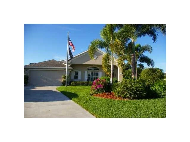 Unit for sale at 565 Sarina Terrace SW, Vero Beach, FL 32968