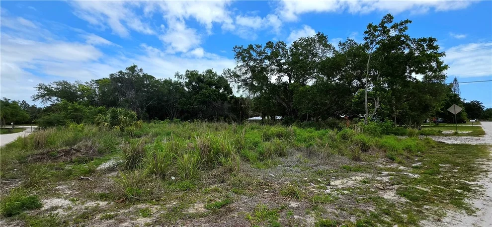 Unit for sale at 744 4th Avenue SW, Vero Beach, FL 32962