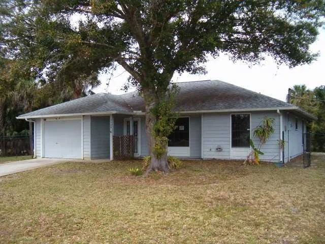 Unit for sale at 3428 11th Street SW, Vero Beach, FL 32968