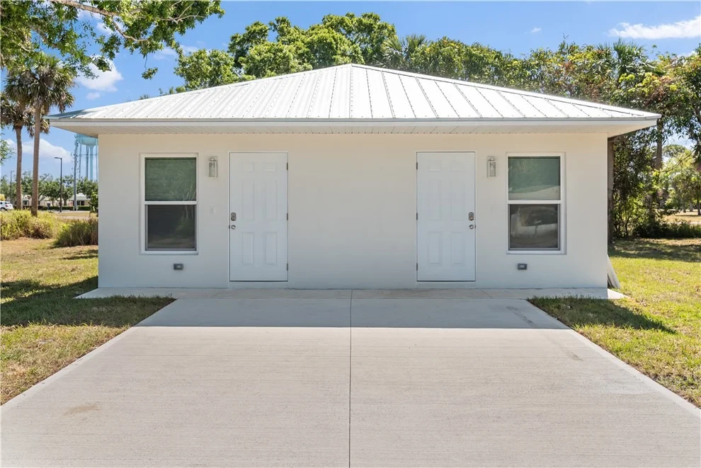 Unit for sale at 4576 30th Avenue, Vero Beach, FL 32967