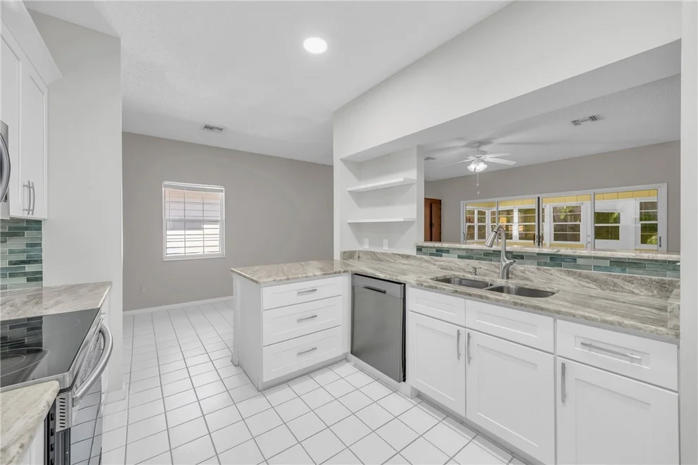 Unit for sale at 374 Hawthorne Lane, Vero Beach, FL 32962
