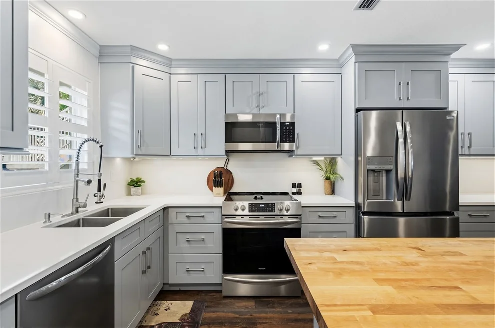 Unit for sale at 2800 Indian River Boulevard, Vero Beach, FL 32960